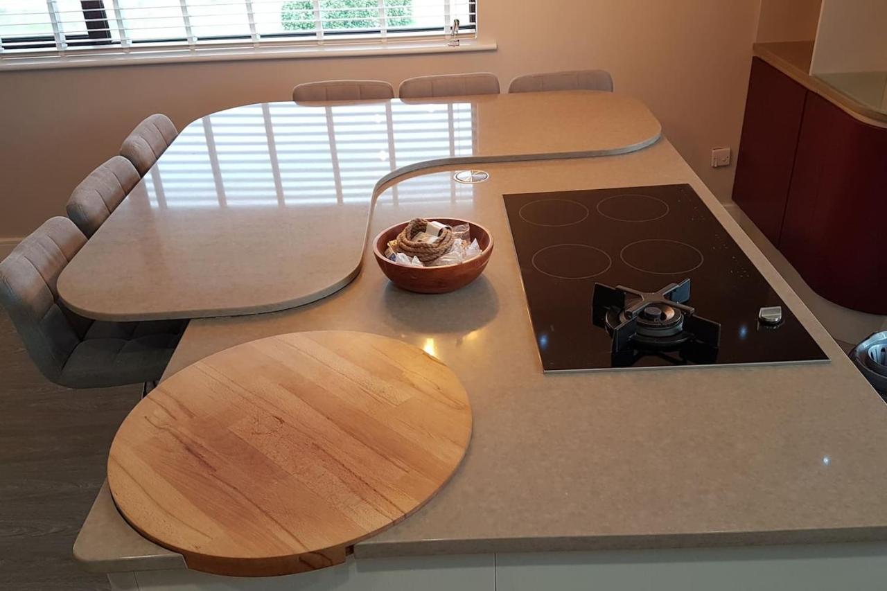 3 Bedroom Deganwy Sea View Beach House Ll31 מראה חיצוני תמונה