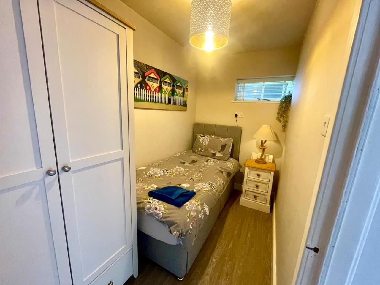3 Bedroom Deganwy Sea View Beach House Ll31 מראה חיצוני תמונה